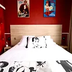 Hotel The Originals Boutique, Lakeside, Biscarrosse ,