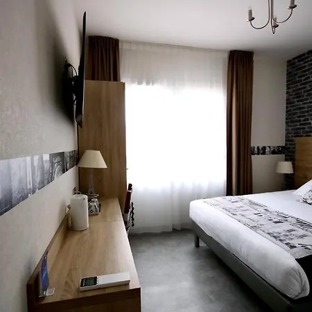 Lakeside Parentis-en-Born