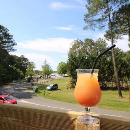 Hotel The Originals Boutique, Lakeside, Biscarrosse ,