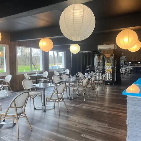 Hotel The Originals Boutique, Lakeside, Biscarrosse , Parentis-en-Born