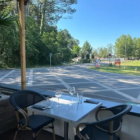 The Originals Boutique, Lakeside, Biscarrosse , Hotel