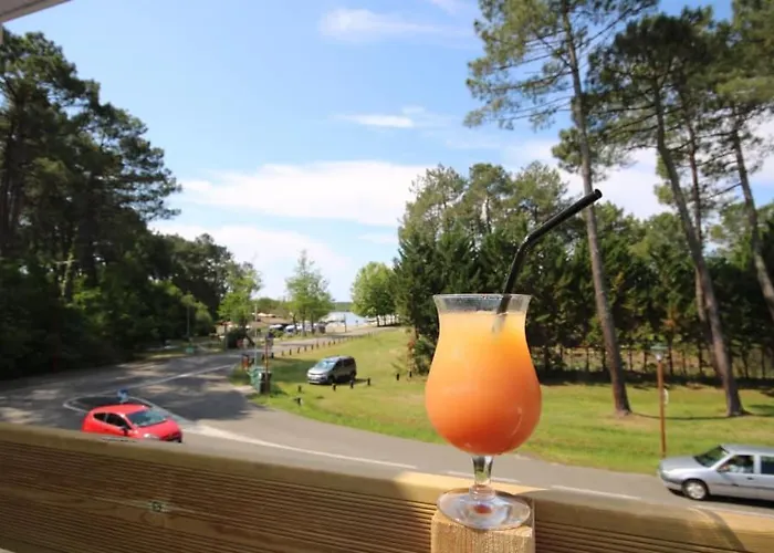 Hotel The Originals Boutique, Lakeside, Biscarrosse ,