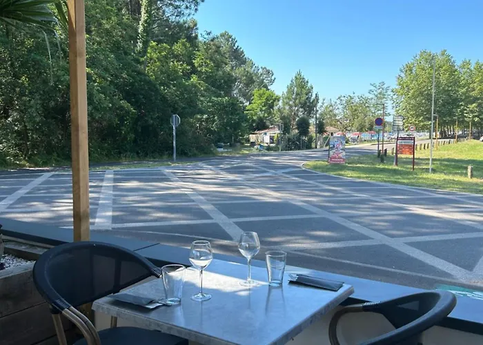 The Originals Boutique, Lakeside, Biscarrosse , Hotel